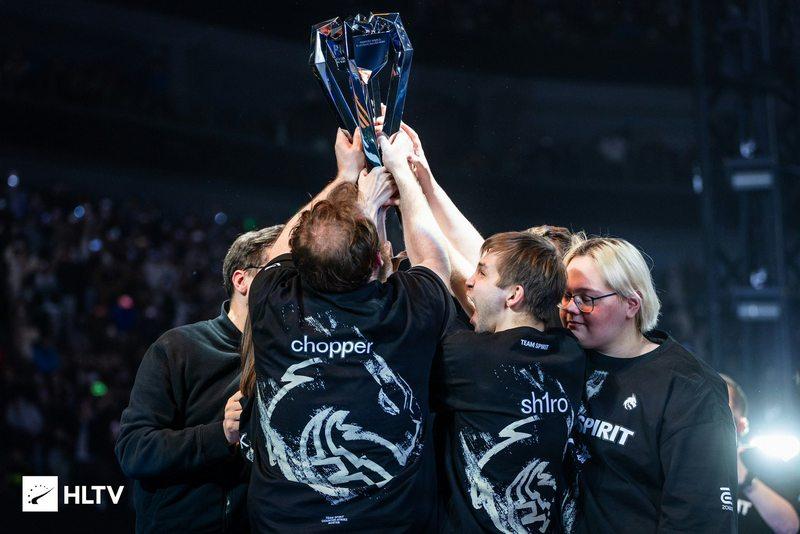 Команда Team Spirit завоевала титул чемпиона Perfect World Shanghai Major 2024 по Counter-Strike 2 и получила приз в размере $500 тысяч.